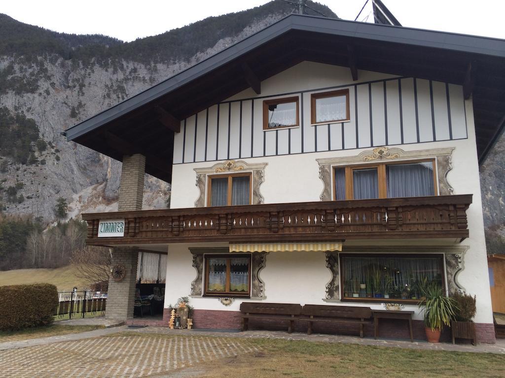 Haus Scholl Bed & Breakfast Nassereith Bagian luar foto