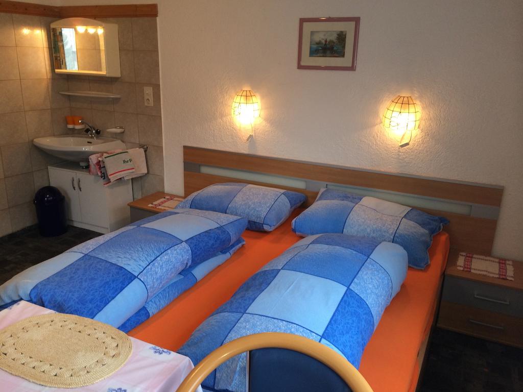 Haus Scholl Bed & Breakfast Nassereith Ruang foto